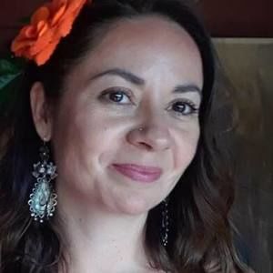 Meet your Posher, Gabriela