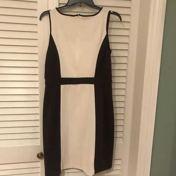 Brown and white sheath dress - Picture 3 of 5