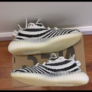 Yeezys 350 V2 Size 11