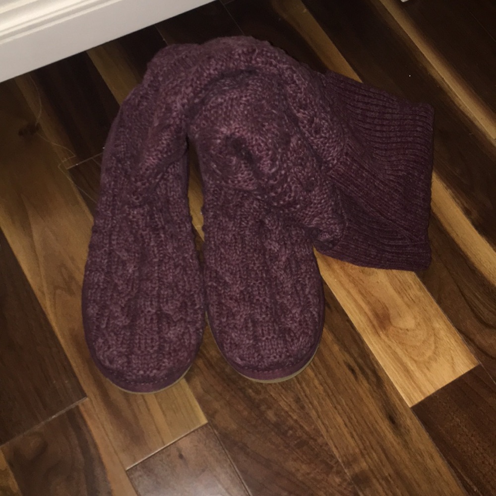 Limited Edition Maroon Knit Ugg Boot