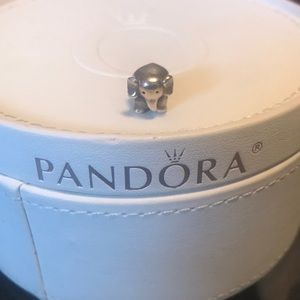 Discontinued Pandora elephant charm