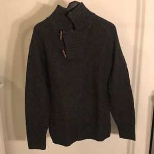 Banana Republic Men’s Heritage Collection Sweater