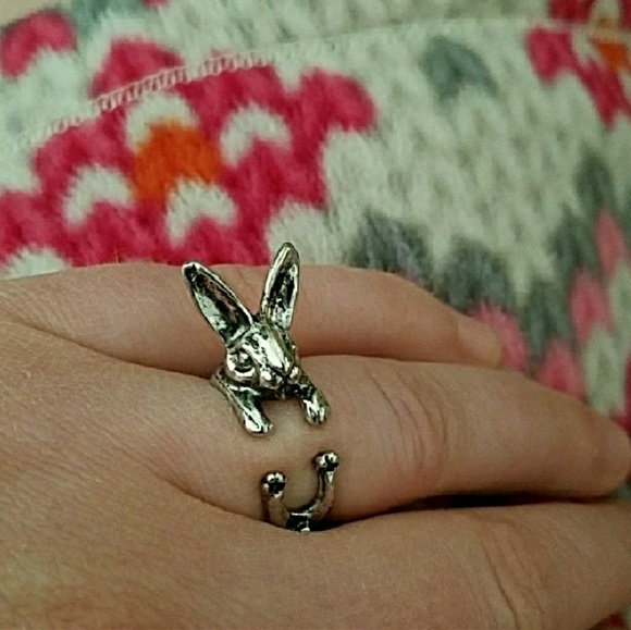 SILVER Adjustable Bunny Rabbit Ring - Picture 4 of 4