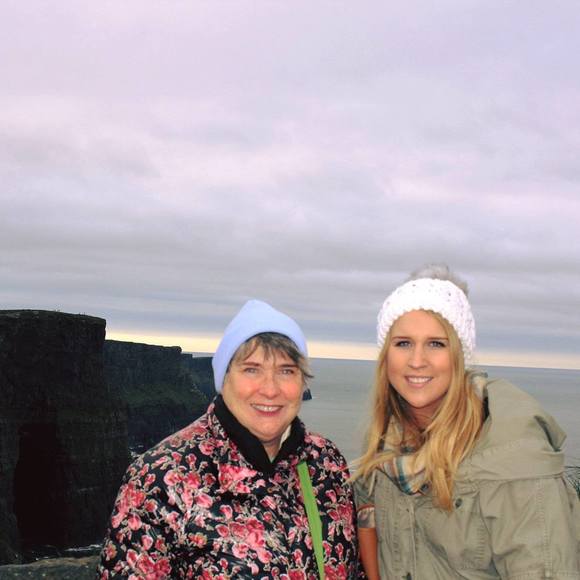 Meet your Posher, Katie - Picture 1 of 1