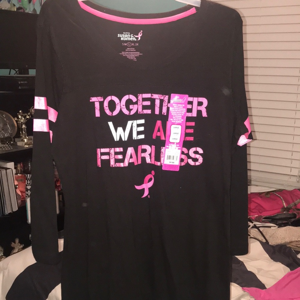 breast cancer awareness shirt! size large!