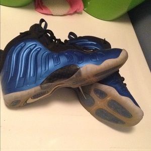 Blue chrome foamposites