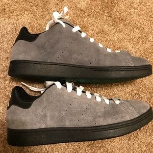 Adidas Originals Grey Suede Men’s Shoes (11.5)
