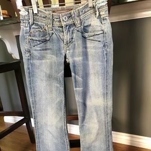 Yanuk low-rise jeans, wide leg at bottom, size 25