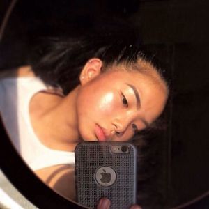 Meet your Posher, Bethony