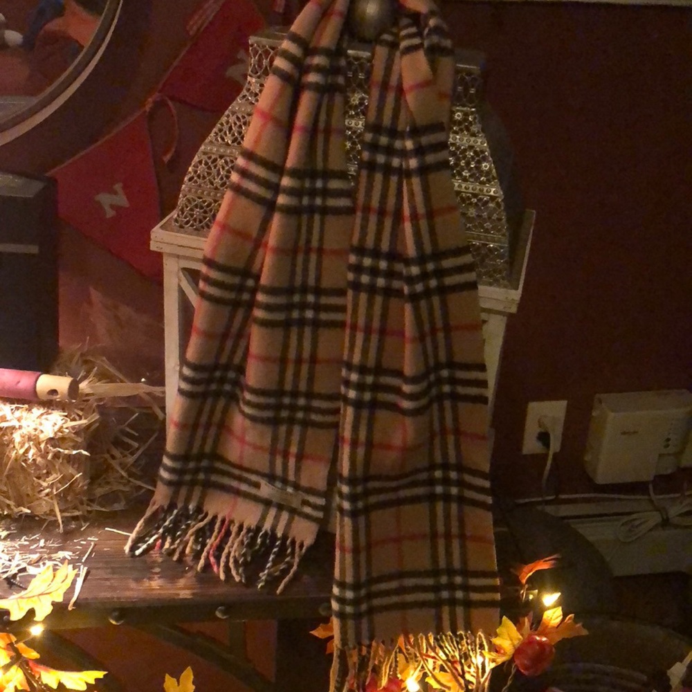 Burberry scarf