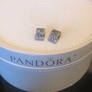 (2) Pandora sunburst clips