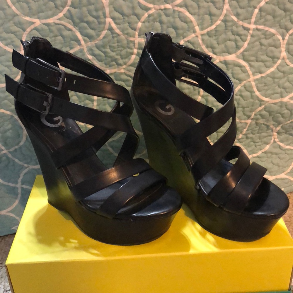 Strap black Guess wedges