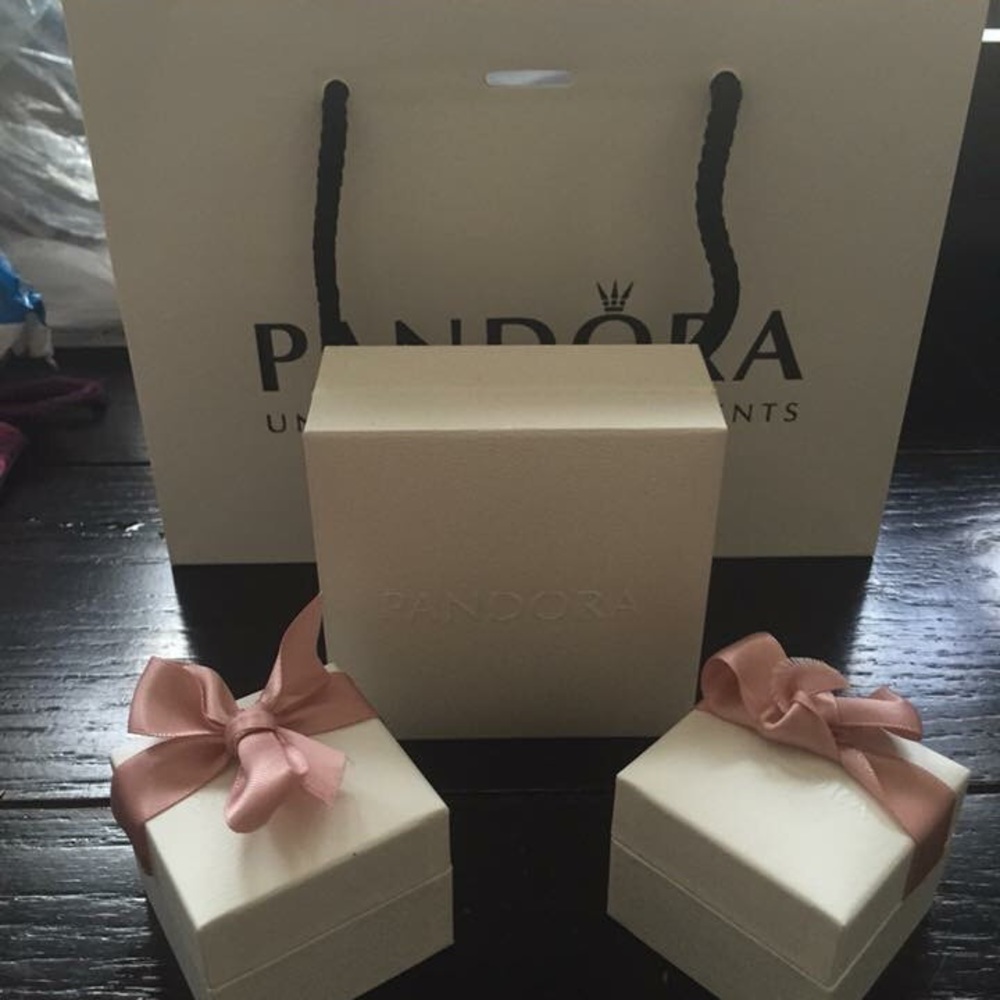 Various sizes Pandora boxes and bags