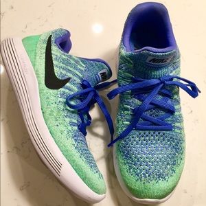 Nike lunar epic flyknit 2 size 7.5 green and blue