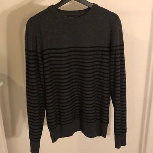 Banana Republic Men’s Stripped Crewneck Sweater