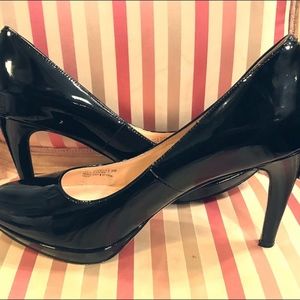 Cole Haan Platform Pumps