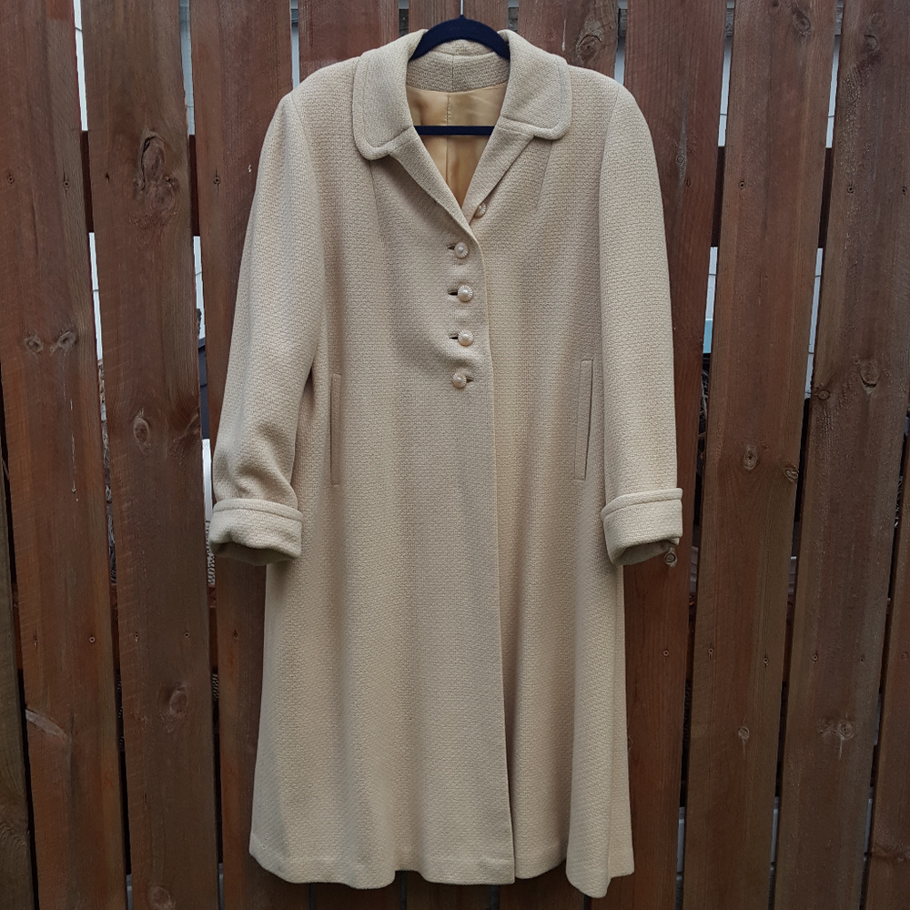 *RARE* Vintage Plus Size Coat