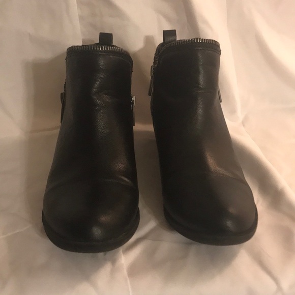 Just Fab Ankle-Booties - Picture 2 of 5