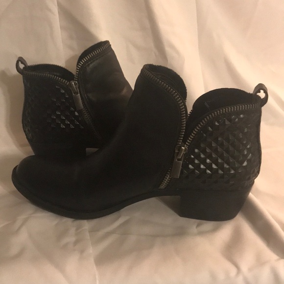 Just Fab Ankle-Booties - Picture 3 of 5
