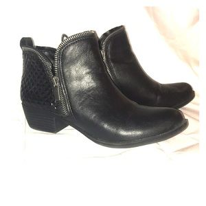 Just Fab Ankle-Booties