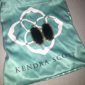 Black Kendra Scott Elle earrings