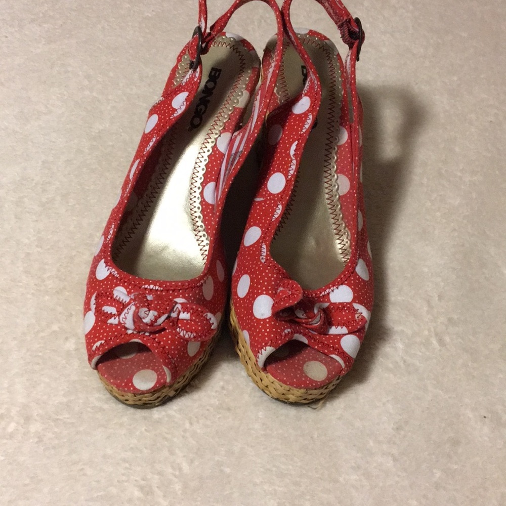 Red and white polka dot wedges.