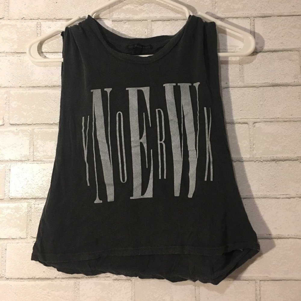 BUYING AND SELLING UNIQUE ITEMS