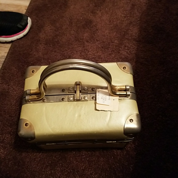 VINTAGE BOX PURSE - Picture 2 of 2