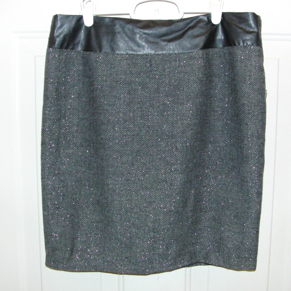 Shimmery Pencil Skirt Black & Gray Metallic