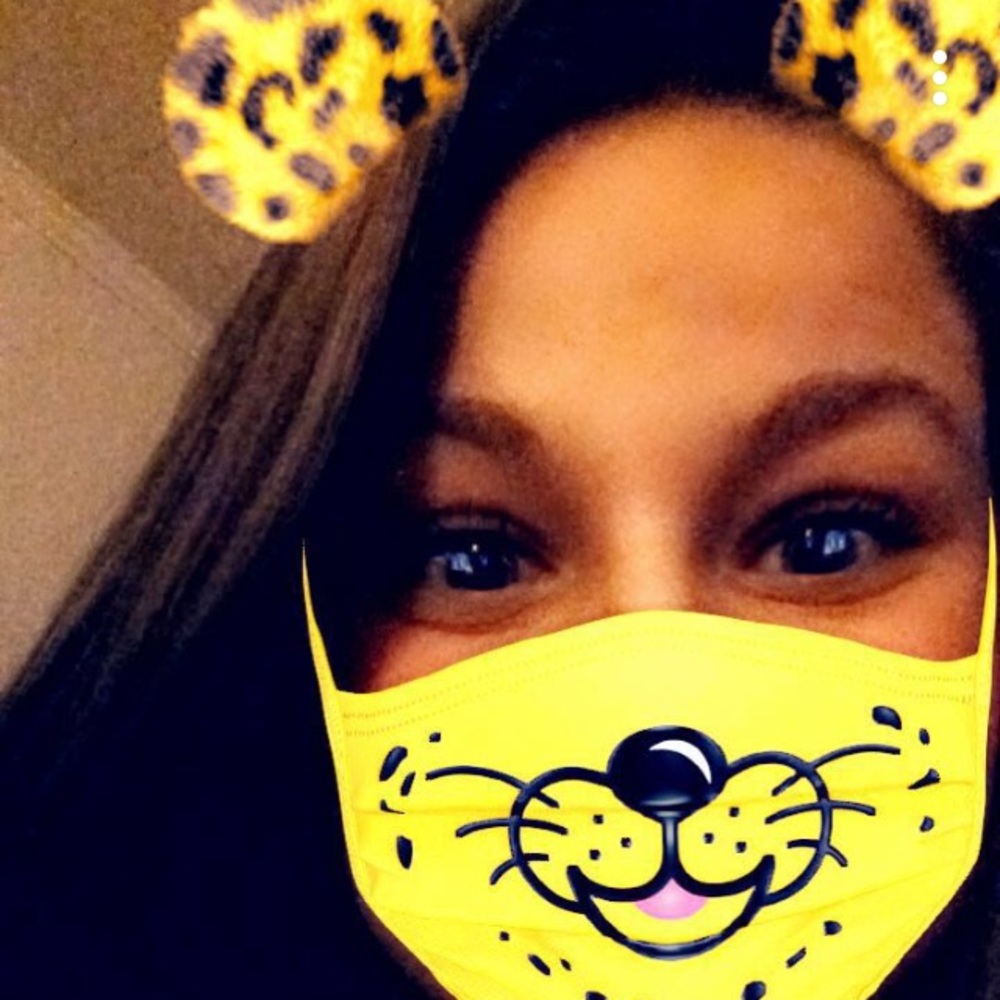 Meet your Posher, Alexis