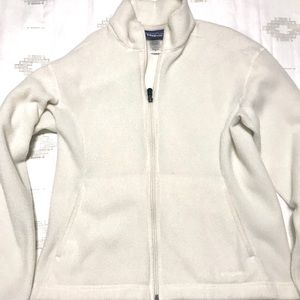 Patagonia zip up fleece - size M