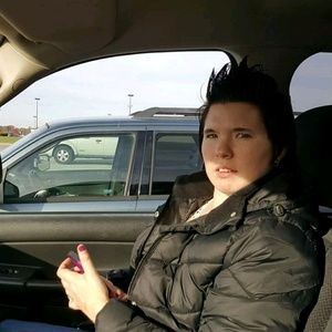 Meet your Posher, Breanna