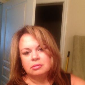 Meet your Posher, Alison