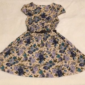 Adorable belted cap sleeved floral dress