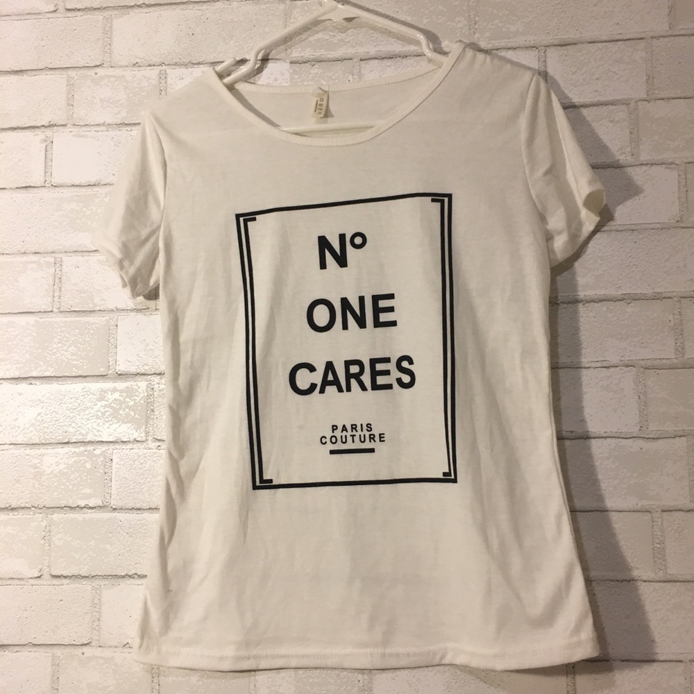 BUYING AND SELLING UNIQUE ITEMS