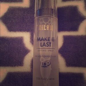 Milani make it last setting spray