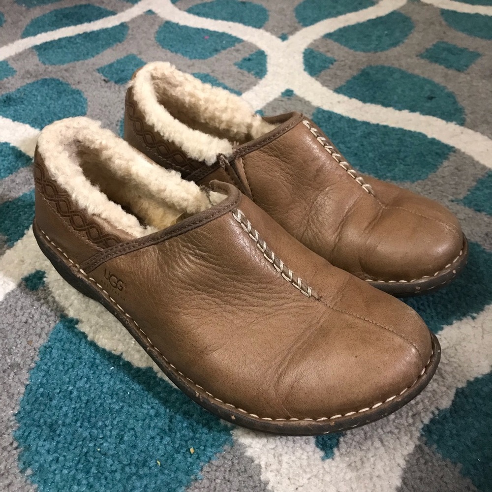Women’s Ugg Clogs