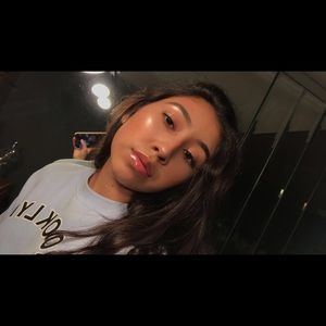 Meet your Posher, Cristal