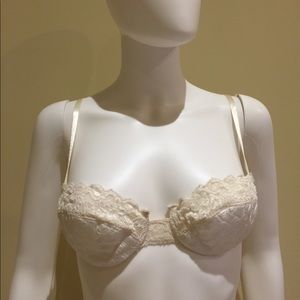 Vintage Christian Dior bra (34B)