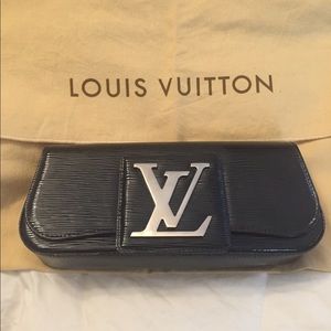 Black Louis Vuitton Clutch