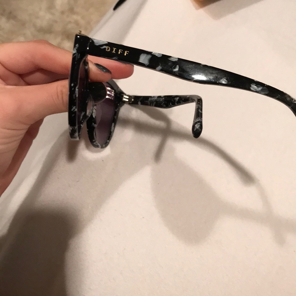 Diff sunglasses - Picture 2 of 2
