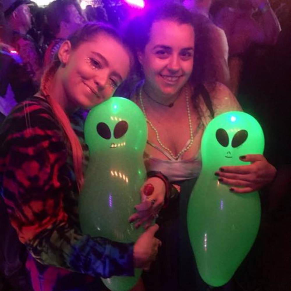 Meet your Posher, Simone