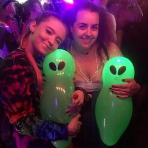 Meet your Posher, Simone