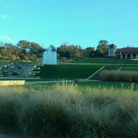 Meet your Posher, Day - Picture 1 of 1