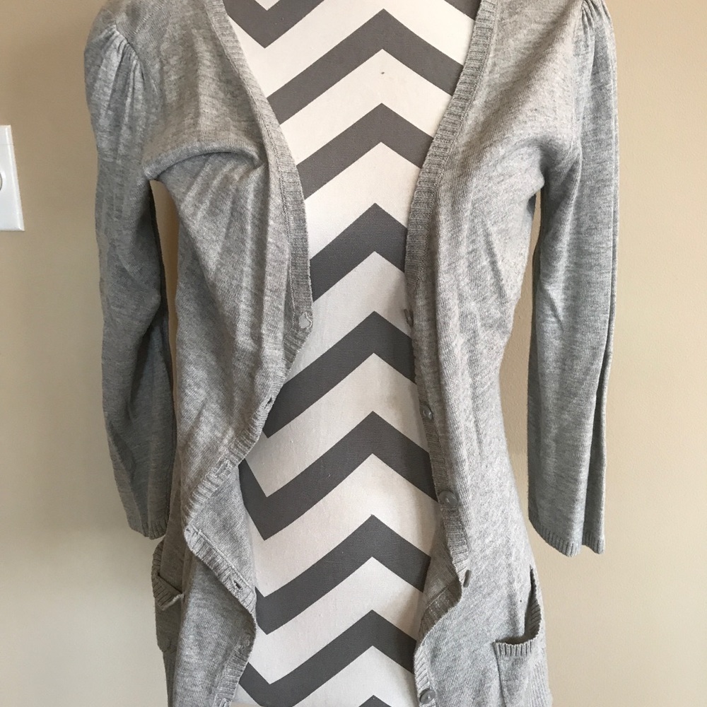 Light weight sweater cardigan