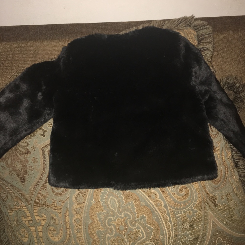 Crop Jacket - Picture 2 of 2