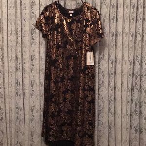 NWT Lularoe elegant collection Carly sz Med