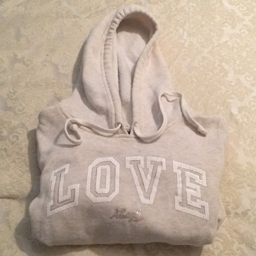 American Eagle love hoodie