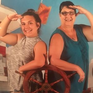 Meet your Posher, Sandra