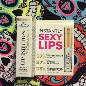 Too Faced Lip Injection